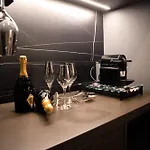 115 Luxury - Privitera Apartman *