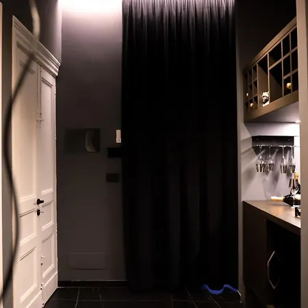 115 Luxury Suites - Privitera *