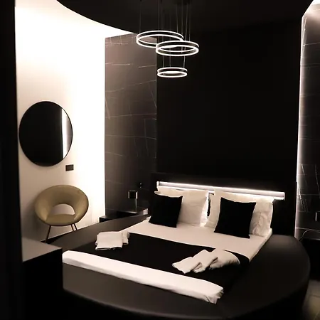 115 Luxury - Privitera *